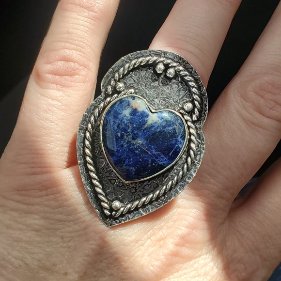 New Heart Shaped Sodalite 925 Silver Statement Ring. - Picture 6 of 16